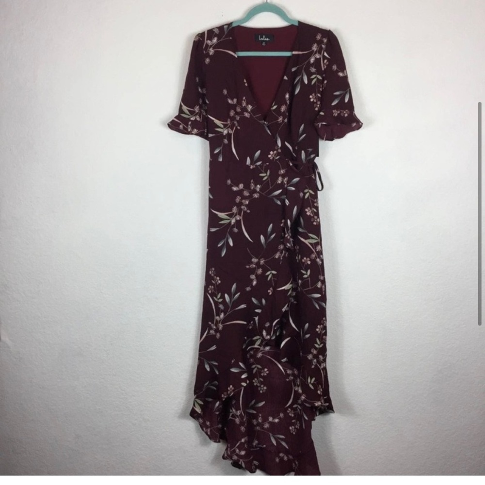 NWT Lulu’s Wild Winds Burgundy Floral Print High-Low Wrap Dress Size XS